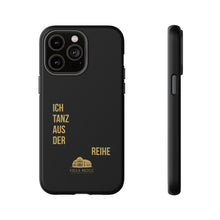 Lade das Bild in den Galerie-Viewer, Stilvolle Handyhülle - 'Ich Tanz Aus Der Reihe' Black Design
