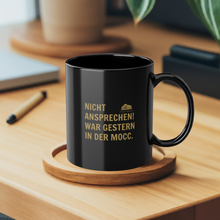 Lade das Bild in den Galerie-Viewer, Elegante schwarze Kaffeetasse